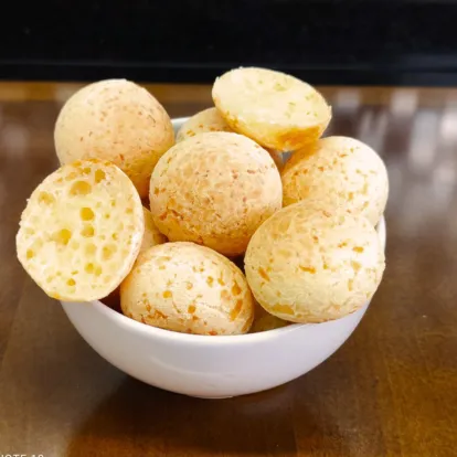 Pão de Queijo Mineiro